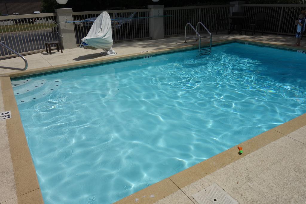 Country Inn & Suites By Radisson, Tuscaloosa, Al Eksteriør billede